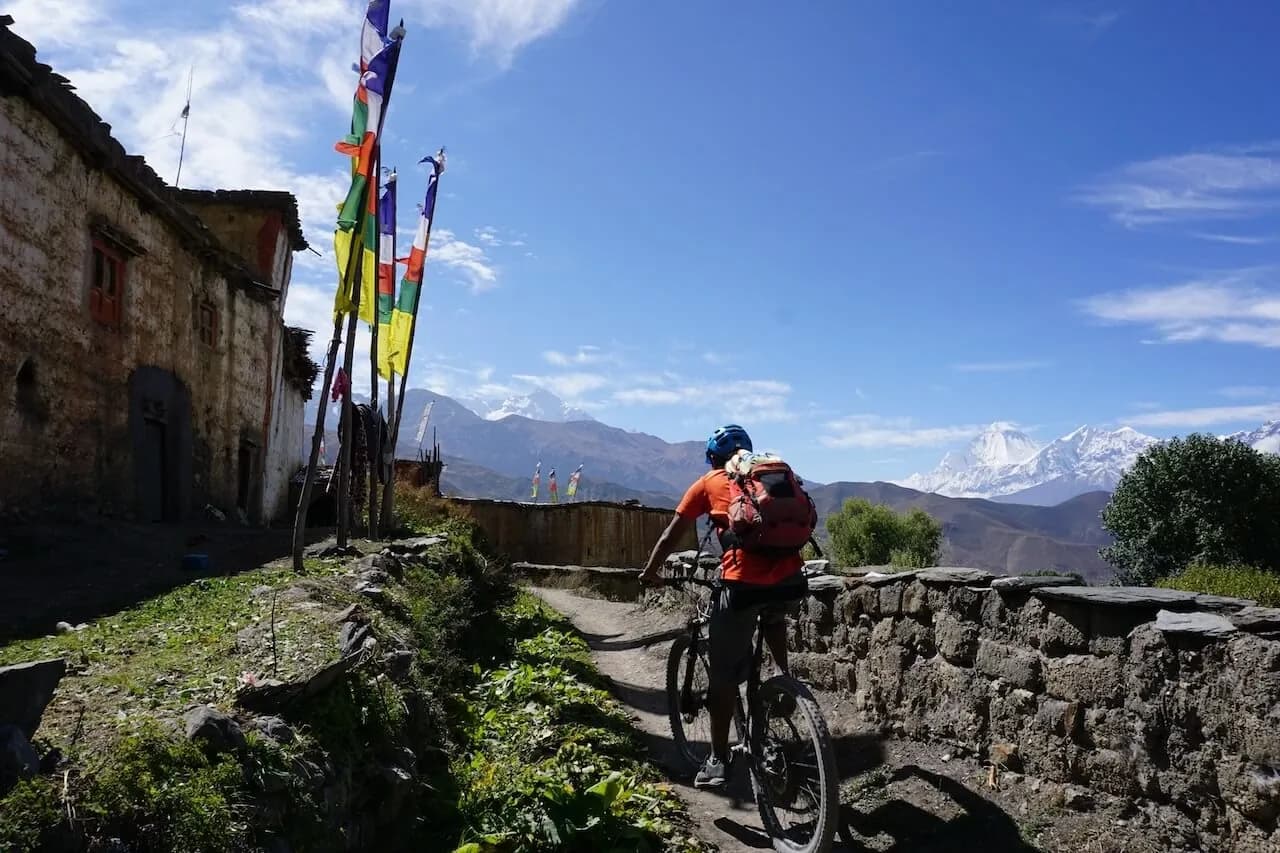 14 jours à VTT dans le Mustang : le Royaume interdit (photo 6)